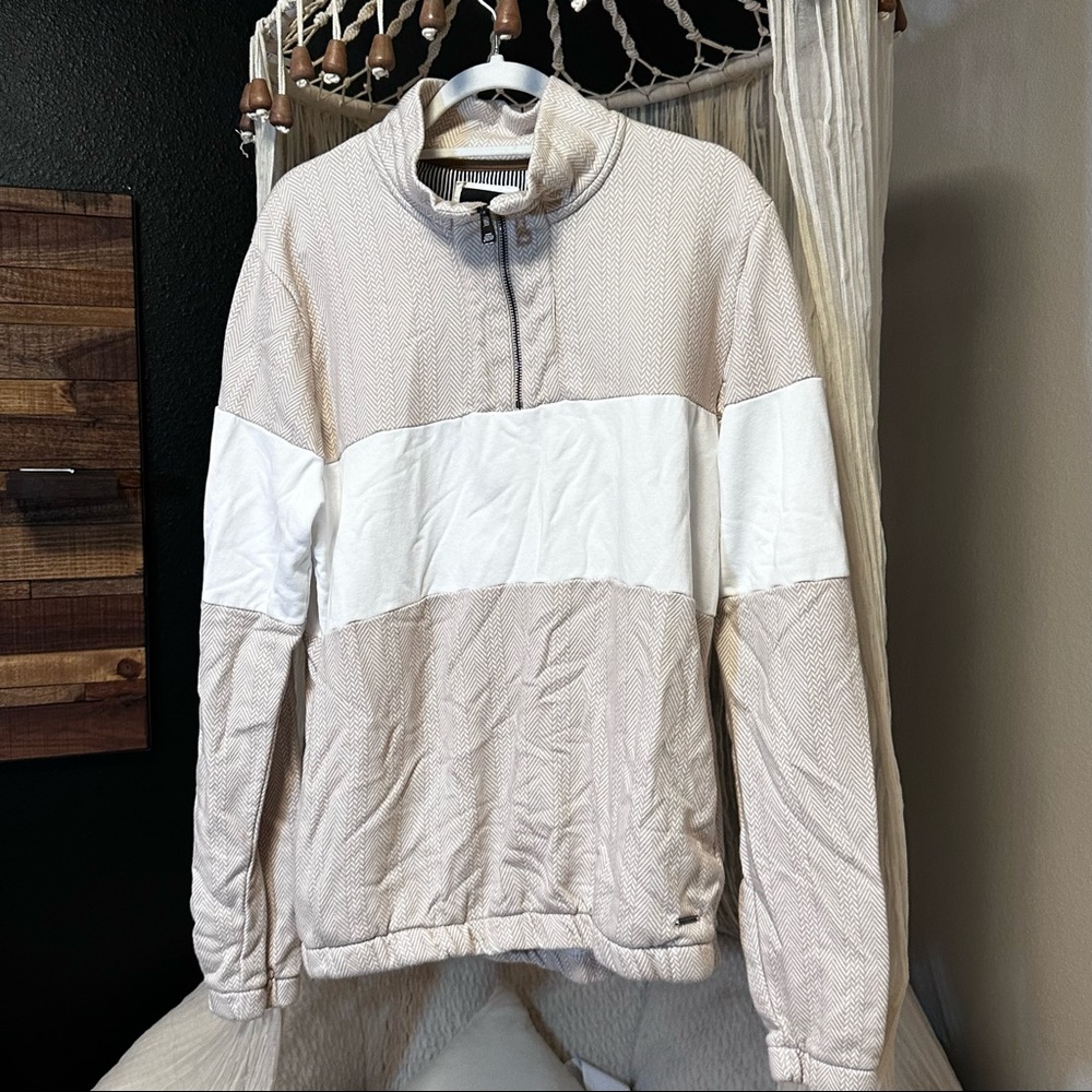 Turtle neck sweater